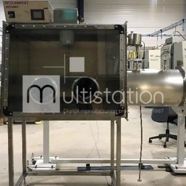 M210617 GLOVE BOX GP CAMPUS