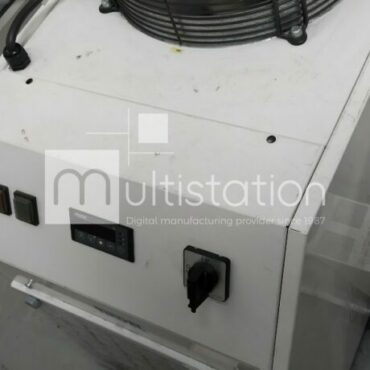 M220901 EOS M270
