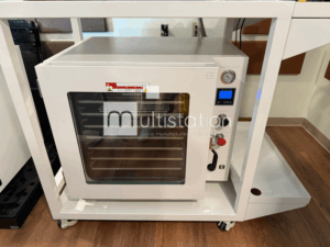 vacuum-oven