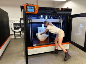 BigRep_Massive_Benchy_3D_Print_As_A_Benchmark_For_Large_Format_3D_Printers_6